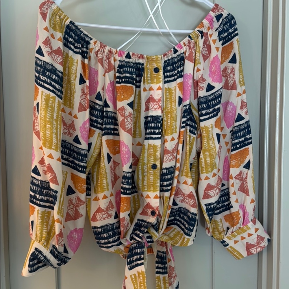 Off-shoulder top (NEW)